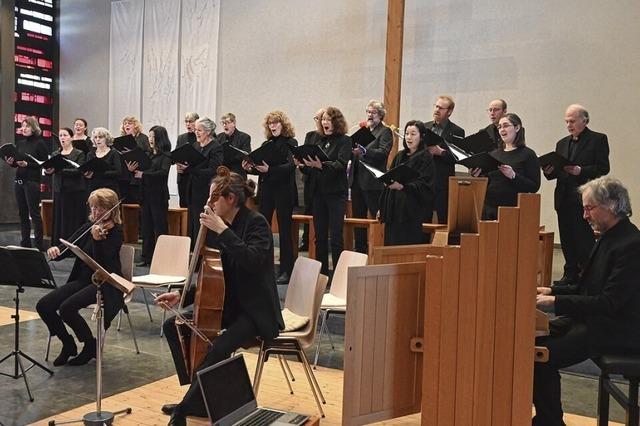 Der Chor Cappella West fhrt Brahms Deutsches Requiem in der Friedenskirche in Neuried-Altenheim auf