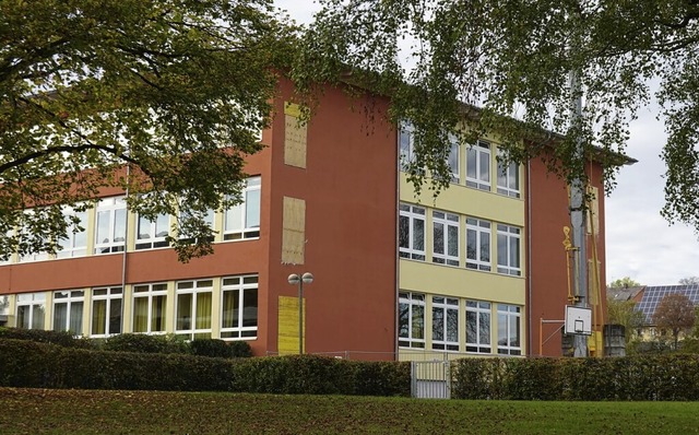 Der Brandschutz der Grundschule in Grwihl wird aufgestockt.  | Foto: Hans-Jrgen Sackmann