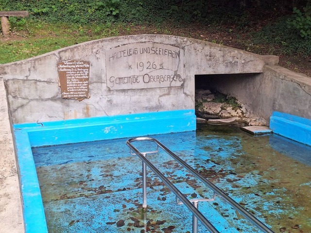 Das Schttung der Quelle am Badloch re...tigen Form wurde vor 98 Jahren gebaut.  | Foto: Dirk Sattelberger