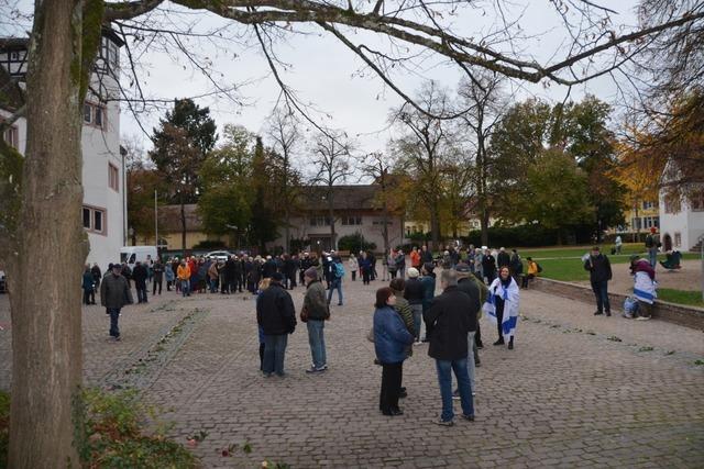 In Emmendingen wurde an die Synagogenzerstrung von 1938 gedacht - und vor einer weiter unsicher werdenden Zukunft gemahnt