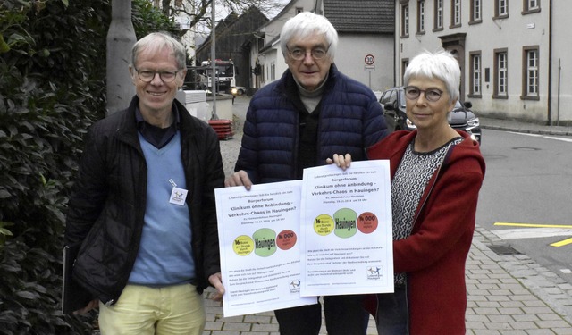 Bernhard Hchst (von links), Klaus Sch... Verkehrschaos in Hauingens Ortsmitte.  | Foto: Thomas Loisl Mink