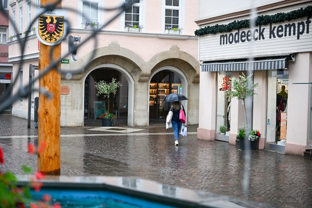 Der Angriff auf Roderich Kiesewetter f...lich von Stuttgart statt. (Archivbild)  | Foto: Marius Bulling/onw-images/dpa