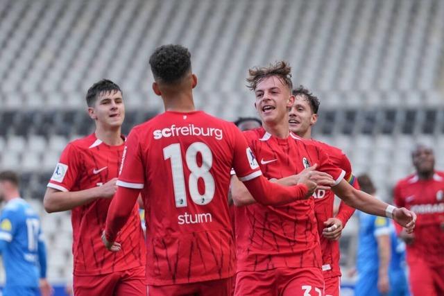 Der SC Freiburg II dominiert gegen den TSV Steinbach Haiger ber die gesamte Spieldauer