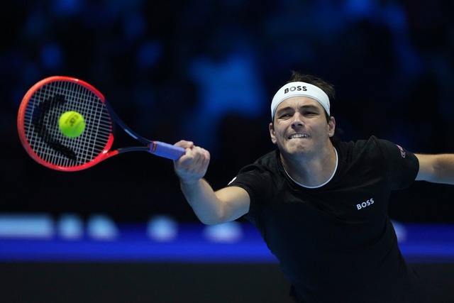 Taylor Fritz startete erfolgreich in die ATP Finals.  | Foto: Antonio Calanni/AP