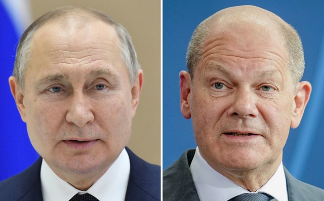 Kremlchef Wladimir Putin hat immer wie... mit Kanzler Olaf Scholz. (Archivbild)  | Foto: ---Kay Nietfeld/dpa/AP/sputnik/dpa