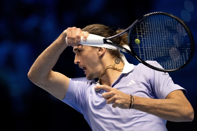 Alexander Zverev strebt in Turin einen...in den Urlaub auf die Malediven reist.  | Foto: Marco Alpozzi/LaPresse via ZUMA Press/dpa