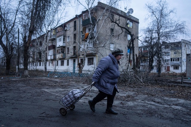 Weitere Evakuierung rund um Charkiw. (Archivbild)  | Foto: Evgeniy Maloletka/AP/dpa