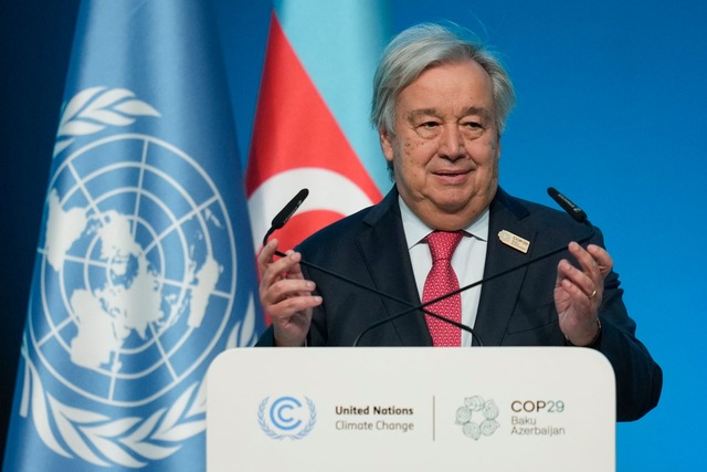 UN-Chef Guterres ruft die G20-Staaten zum Handeln auf.  | Foto: Rafiq Maqbool/AP/dpa