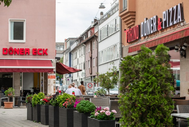 Es gibt zu viele Dner-Lden in Heilbr... Vielfalt in der Innenstadt einsetzen.  | Foto: Christoph Schmidt (dpa) 