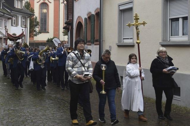 Festgottesdienst und Prozession in Riegel