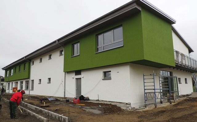 Der neue Kindergarten Sankt Martin ste...ig gebaut wurde, erhlt sie Zuschsse.  | Foto: Herbert Frey