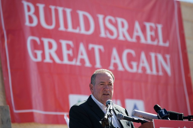 Trump will den fr&uuml;heren Gouverneu...e zum US-Botschafter in Israel machen.  | Foto: Oded Balilty/AP/dpa