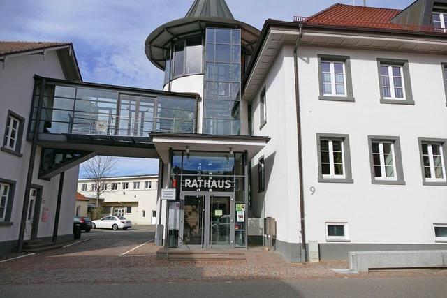 Das Heitersheimer Rathaus ist voll bis unters Dach