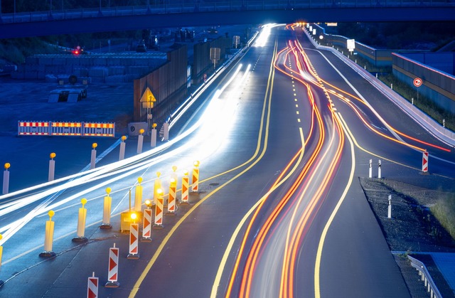 Bei der Verkehrsinfrastruktur gibt es einen Investitionsstau.  | Foto: Hendrik Schmidt/dpa