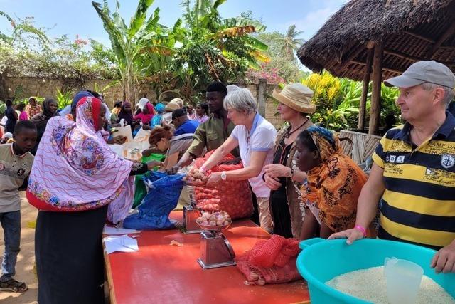 Lebensmittelkarten als neue Idee zur Hilfe in Kenia