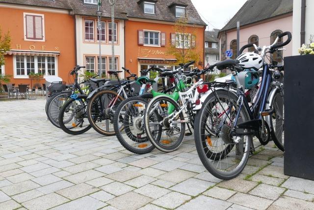 Stadt Breisach baut Fahrradstellpltze in der Innenstadt aus