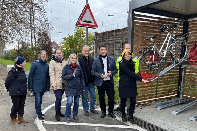 Mehr Sicherheit fr Radfahrer - Denzlingen weiht 196 neue Stellpltze am Bahnhof ein