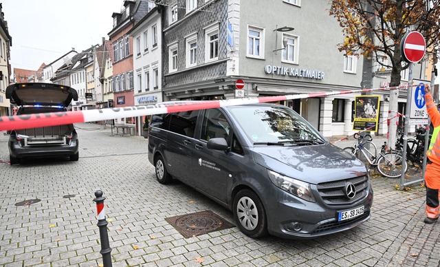 Zwei Menschen kamen bei dem Vorfall ums Leben.  | Foto: Bernd Wei&szlig;brod/dpa