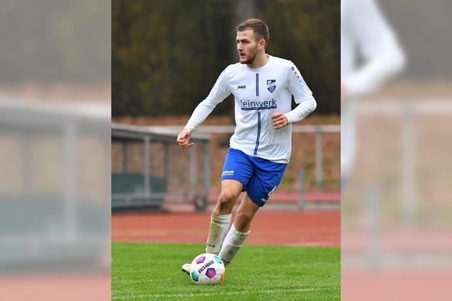 Jonas Wagner verstrkt als Innenverteidiger beim  Fuball-Landesligist SV Niederschopfheim das junge Team