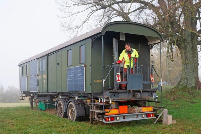 Derzeit steht der Barwagen am Lindenplatz hoch ber Mnchingen  | Foto: Wolfgang Scheu