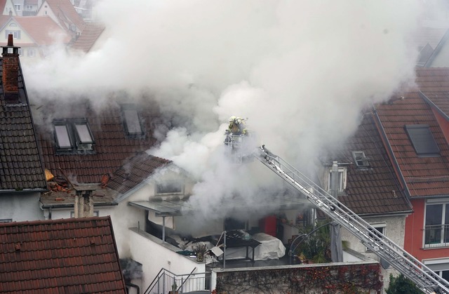 Bei dem eskalierten Streit zwischen Mi...ngen zwei Menschen ums Leben gekommen.  | Foto: Andreas Rosar/dpa