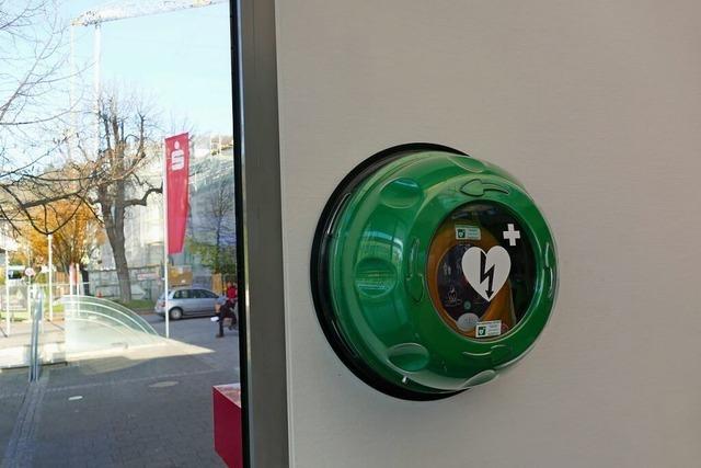 Rettungskrfte warnen: In Hausen fehlt seit Jahren ein Defibrillator