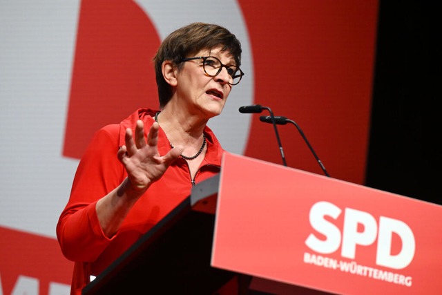 Saskia Esken war die prominenteste Rednerin in Offenburg.  | Foto: dpa