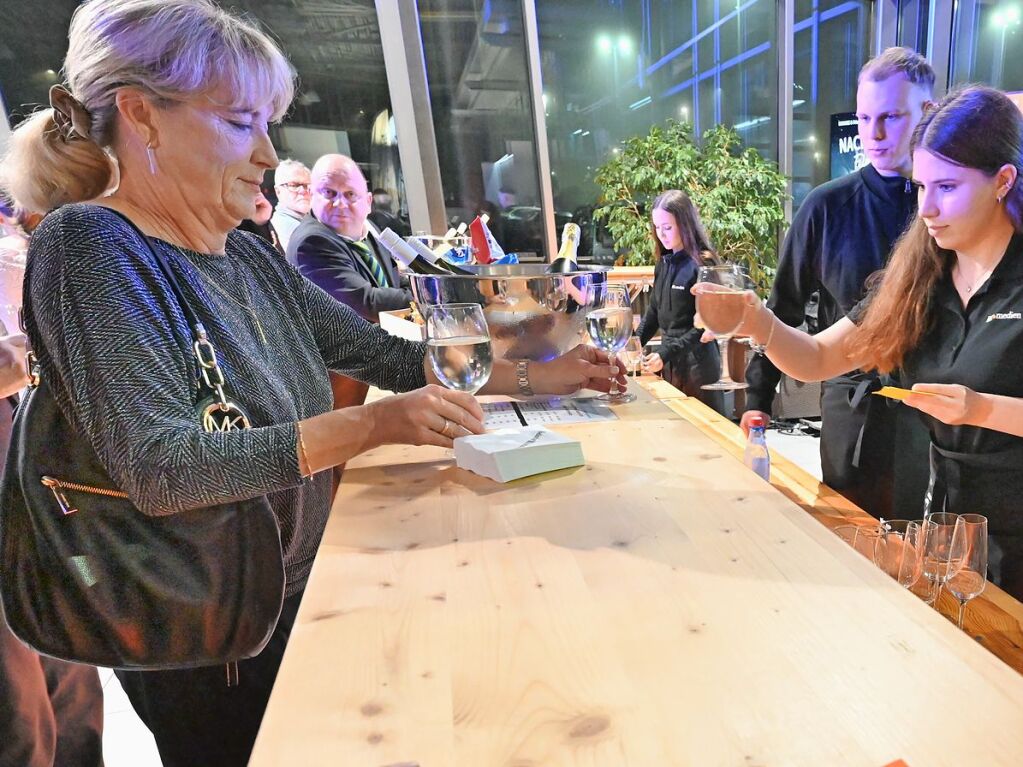 Ein Feuerwerk an Emotionen bereitete die Kilian Heitzler Band mit Mariam Chakly und Rainer Lenz den Gsten bei Nacht der Film-Musik, zu der Kiwanis and Friends in Emmendingen eingeladen hatten.