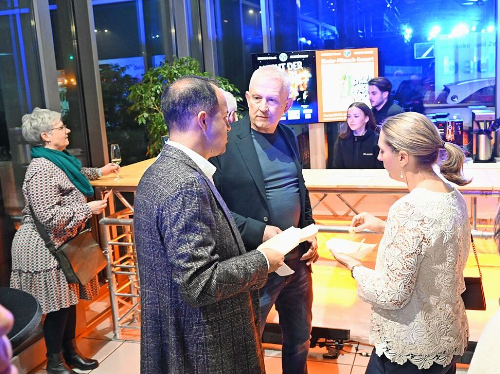 Ein Feuerwerk an Emotionen bereitete die Kilian Heitzler Band mit Mariam Chakly und Rainer Lenz den Gsten bei Nacht der Film-Musik, zu der Kiwanis and Friends in Emmendingen eingeladen hatten.