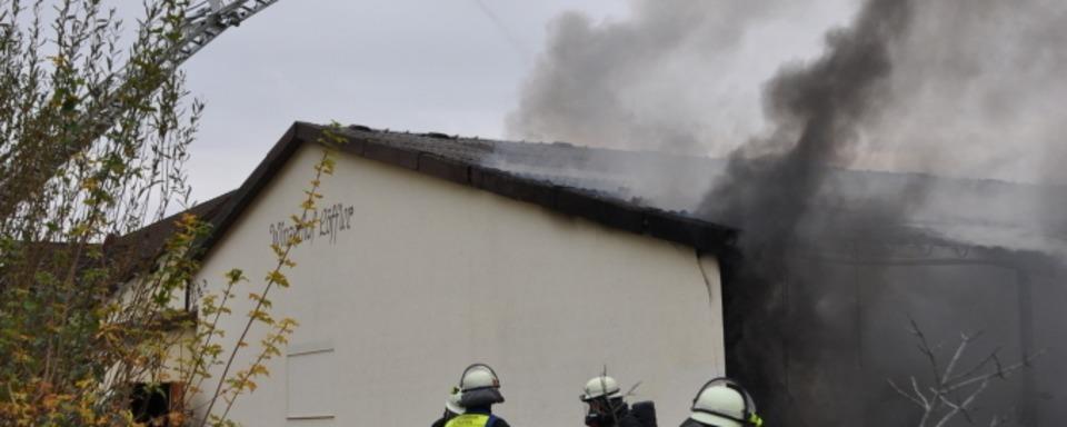 Polizei sucht nach dem Brand im Weingut Lffler in Staufen-Wettelbrunn die Brandursache