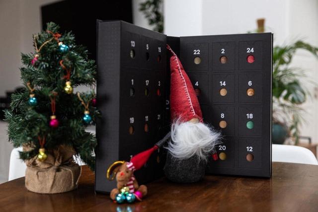 Socken, Saatgut und Sexspielzeug -  Adventskalender mal anders