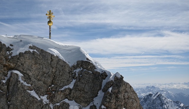 Bayerische Spezialit&auml;ten wird es ... auf der Zugspitze geben. (Archivbild)  | Foto: Angelika Warmuth/dpa