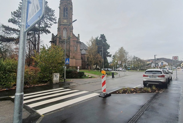 Die  Wehrer Strae einige Meter weitergewandert ist der Fugngerberweg.    | Foto: Andr Hnig