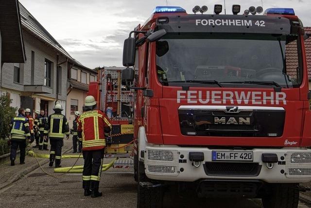 Essen im Ofen verursacht starke Rauchentwicklung