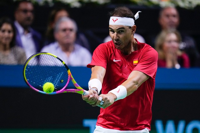 Rafael Nadal hat das letzte Spiel seiner Karriere verloren.  | Foto: Manu Fernandez/AP/dpa