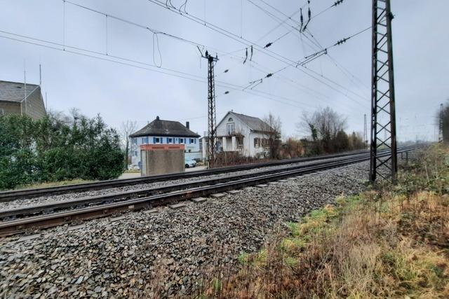 Die Deutsche Bahn prsentiert ihre Tunnelplne bei einem Infomarkt in Schallstadt