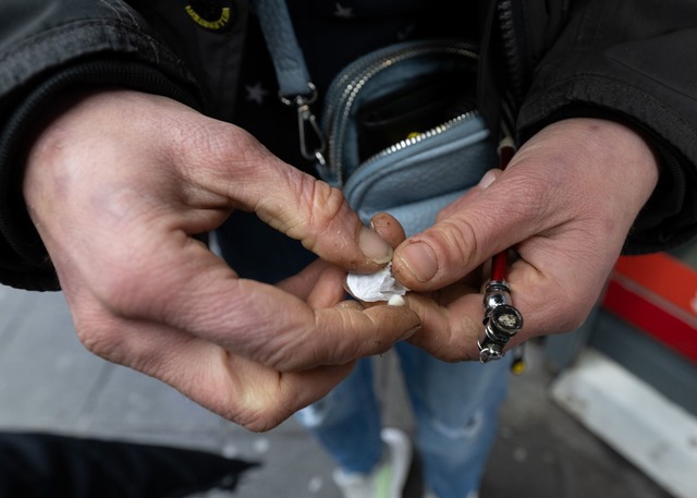 Crack ver&auml;ndert in vielen Kommunen das Stadtbild.  | Foto: Boris Roessler/dpa