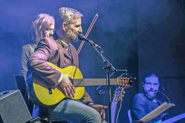 Rolf Ableiter an der Gitarre  | Foto: Karlheinz Goder