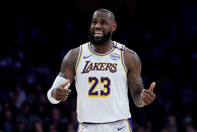 LeBron James pausiert auf Plattform von Elon Musk