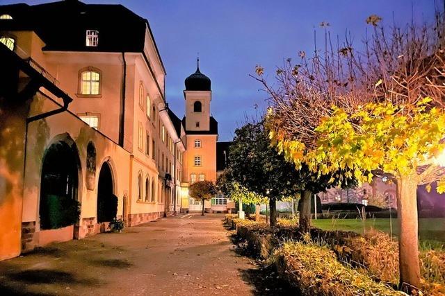 Weihnachtsmarkt im Heitersheimer Schloss feiert Revival mit Neuerungen