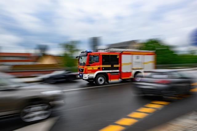 Große Rettungsaktion: Zweijähriger steckt in Schacht fest