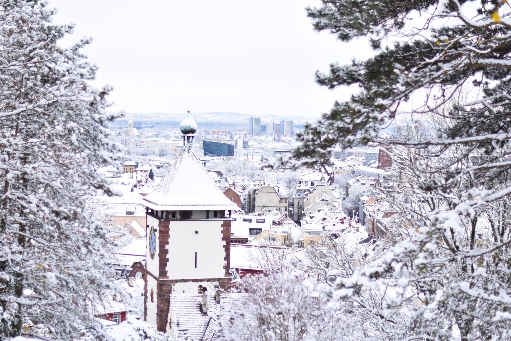 Wintereinbruch in Freiburg