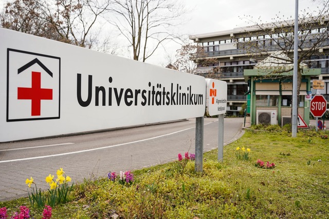 Das Universit&auml;tsklinikum in Mannheim macht hohe Verluste. (Archivbild)  | Foto: Uwe Anspach/dpa