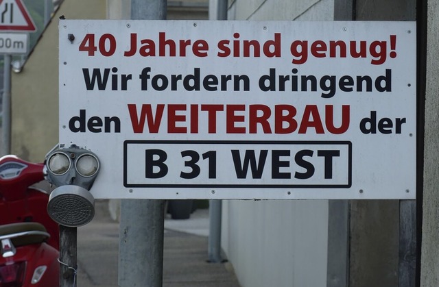 Mit Tafeln und Plakaten wie hier in Wa...undesstrae 31 bis Breisach geworben.   | Foto: Sattelberger