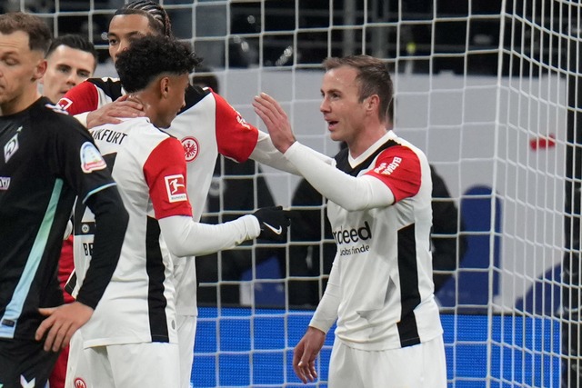 Eintracht Frankfurt bleibt dank eines ...tze in der Bundesliga auf Erfolgskurs.  | Foto: Thomas Frey/dpa