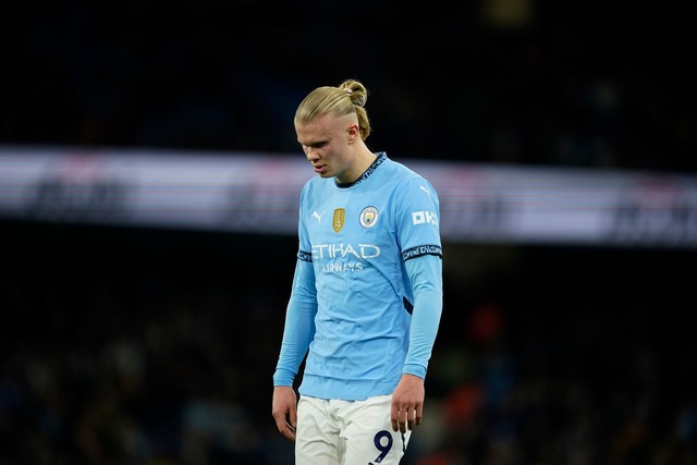 Man Citys Toptorj&auml;ger Erling Haaland lie&szlig; viele Chancen ungenutzt.  | Foto: Dave Thompson/AP