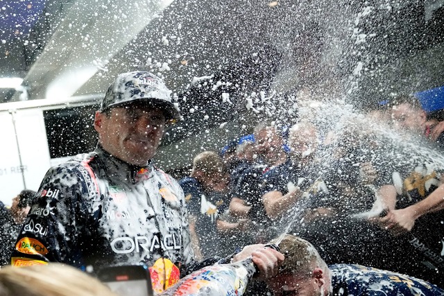 Max Verstappen feierte eine rauschende Vegas-Party.  | Foto: Matt York/AP/dpa