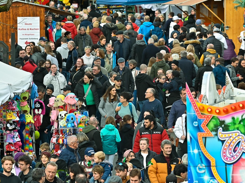 Der Sonntagnachmittag auf dem Katharinenmarkt in Seelbach