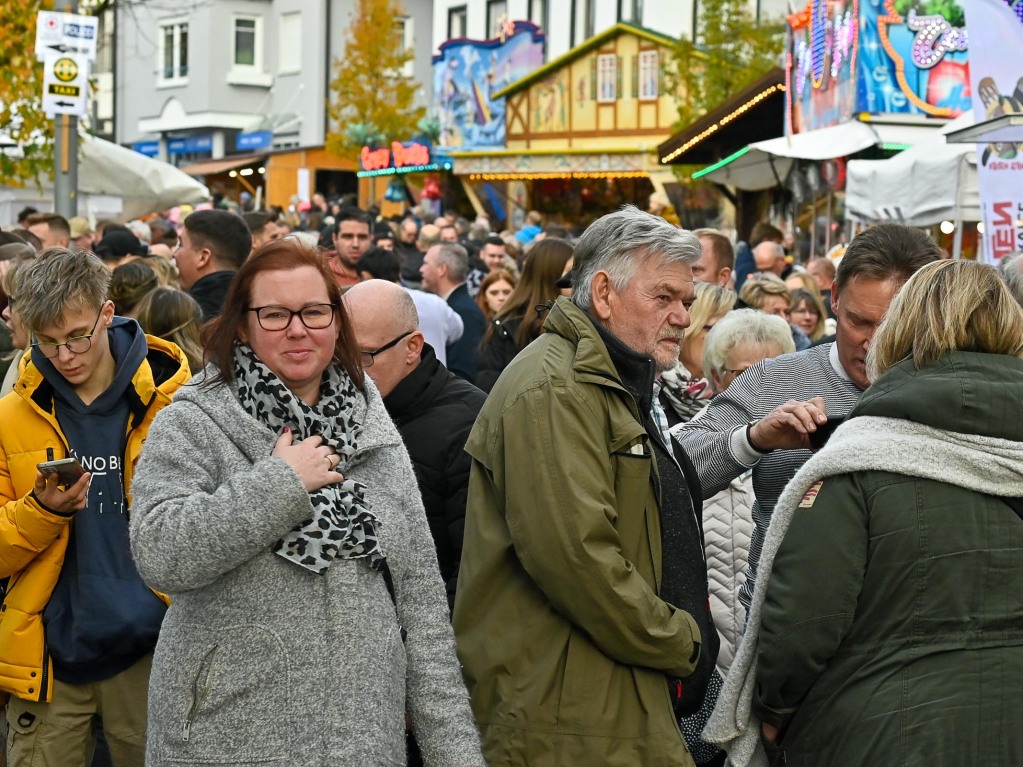 Der Sonntagnachmittag auf dem Katharinenmarkt in Seelbach