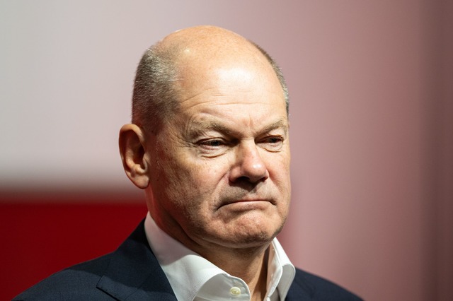 Kanzler Scholz soll die SPD ein zweite...n den Bundestagswahlkampf f&uuml;hren.  | Foto: Hannes P. Albert/dpa